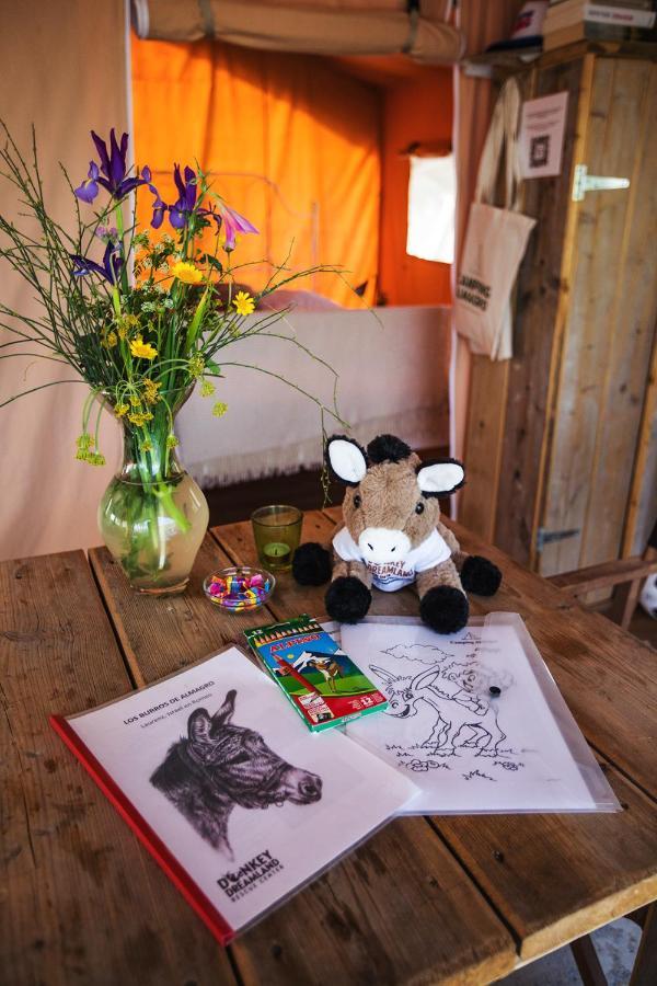 Tienda De Safari Almagro Hotel Montecorto Eksteriør billede
